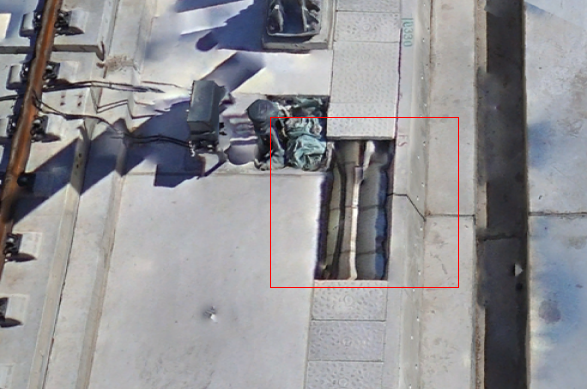 线缆槽盖板塌陷.png 线缆槽盖板塌陷.png